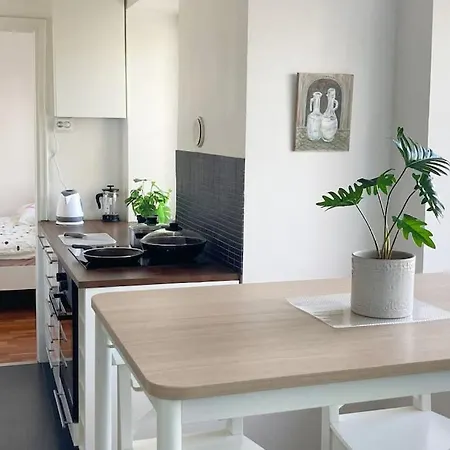 Apartment Scenic Close To Nature In
